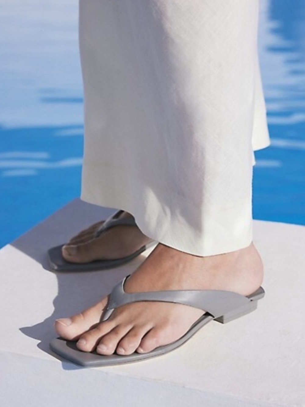 Cult Gaia Jasie Leather Thong Grey Slide Sandals Size 38